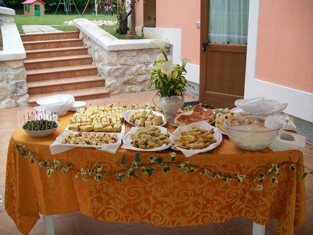Agriturismo La Palazza Сала Консилина Екстериор снимка