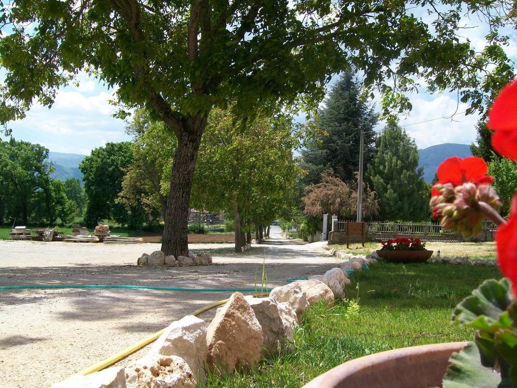 Agriturismo La Palazza Сала Консилина Екстериор снимка